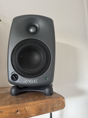 Genelec 8020b active - active, studio